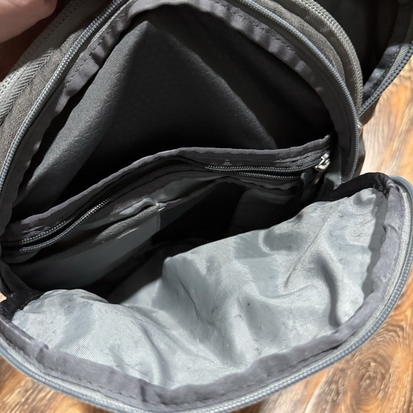 The North Face Flex Vent Borealis Backpack Black Large Hiking School Laptop Bag - Picture 11 of 11